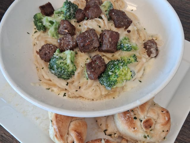 Broccoli & Beef Alfredo.